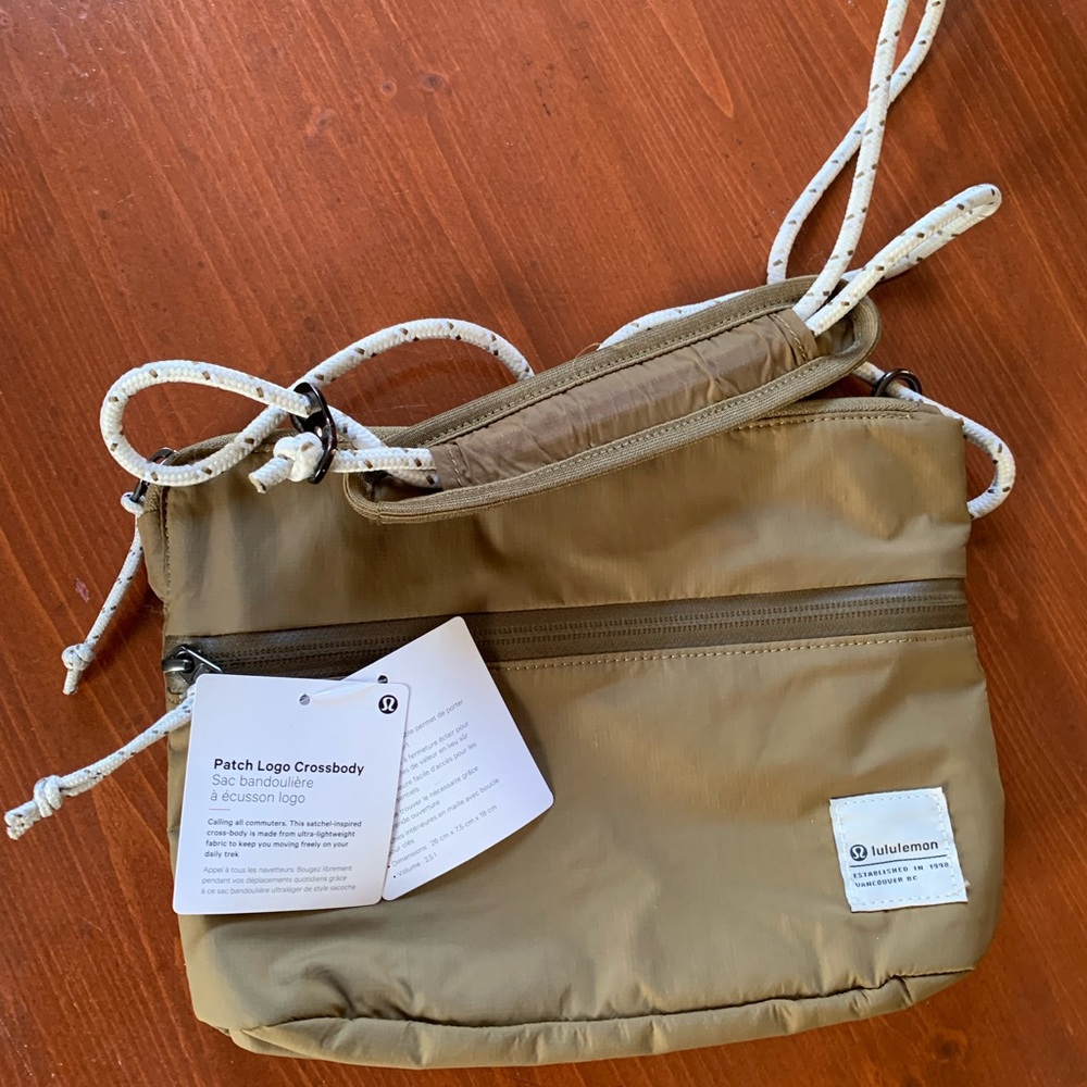 Lululemon Patch Logo Crossbody